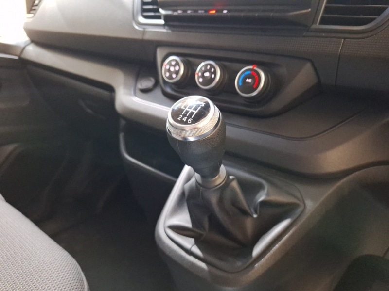 Used Renault Trafic 2024 for sale - 77081023: Photo 11