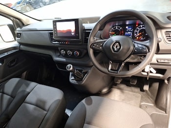 Used Renault Trafic 2024 for sale - 77081023: Photo