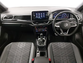 Used Volkswagen T-Roc 2024 for sale - 78635433: Photo