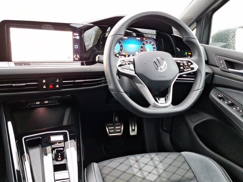 Used Volkswagen Golf 2024 for sale - 77438867: Photo 10