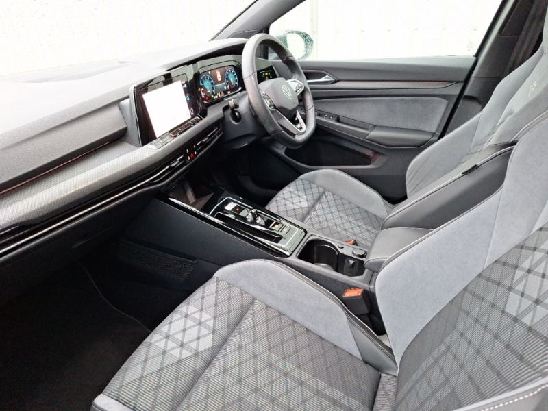 Used Volkswagen Golf 2024 for sale - 77438867: Photo 5