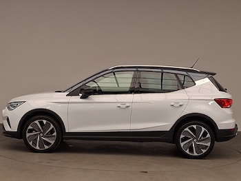 Used SEAT Arona 2024 for sale - 76451371: Photo