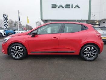 Used Renault Clio 2023 for sale - 78766655: Photo