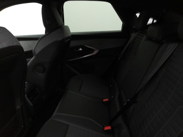 Used Peugeot 3008 2025 for sale - 76258848: Photo 6