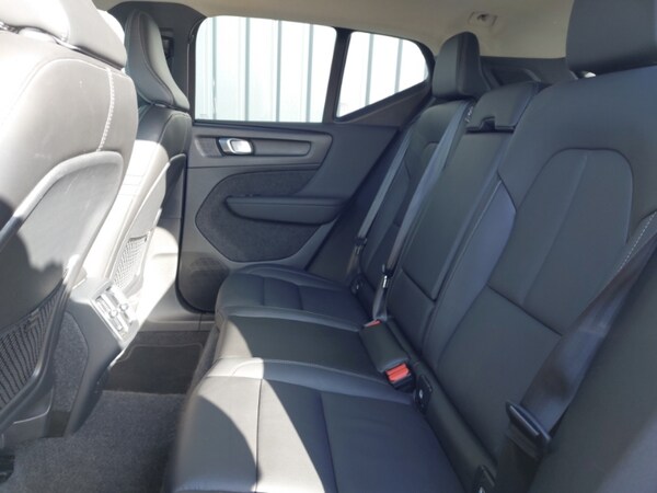 Used Volvo XC40 2024 for sale - 76348086: Photo 6