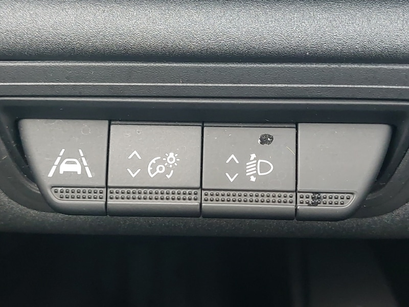 Used Renault Captur 2023 for sale - 78114326: Photo 12