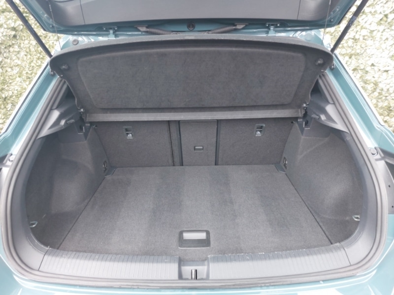 Used Volkswagen T-Roc 2023 for sale - 76778559: Photo 8