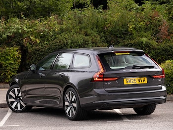 Used Volvo V90 2025 for sale - 79492549: Photo