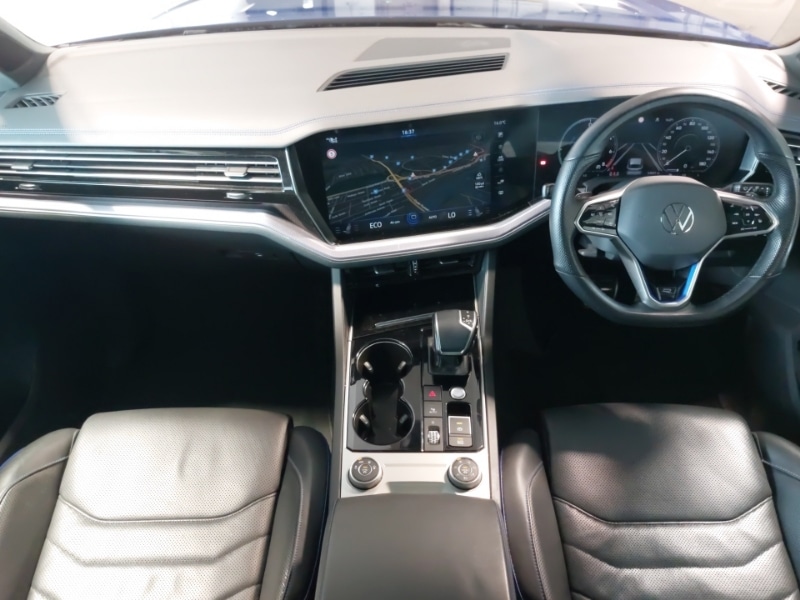 Used Volkswagen Touareg 2021 for sale - 76451512: Photo 2