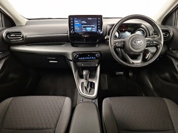 Used Toyota Yaris 2022 for sale - 78355920: Photo