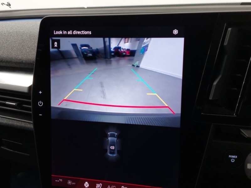 Used Renault Scenic E-Tech 2024 for sale - 76369856: Photo 11