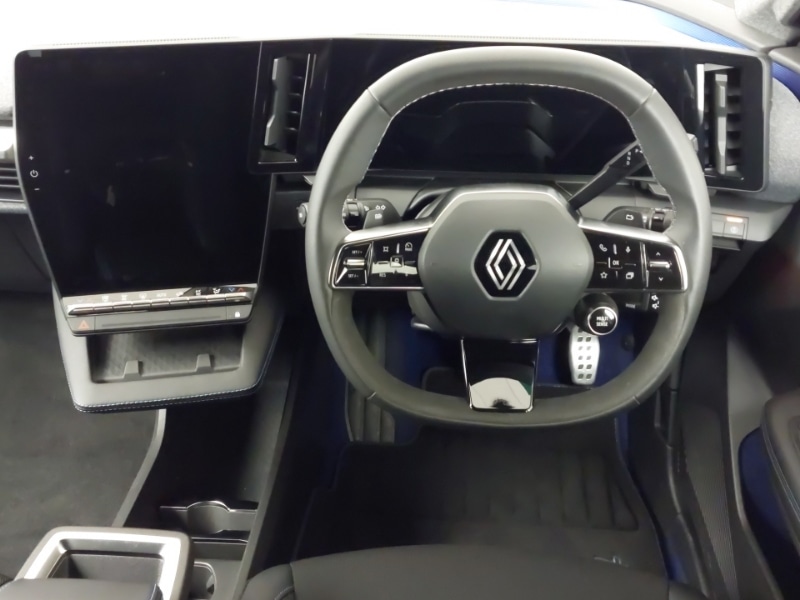 Used Renault Scenic E-Tech 2024 for sale - 76369856: Photo 7