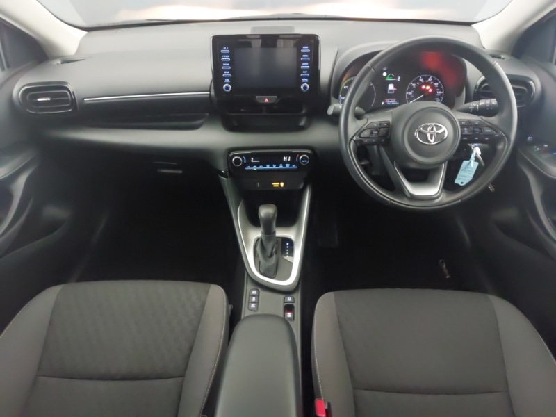 Used Toyota Yaris 2023 for sale - 77209705: Photo 2