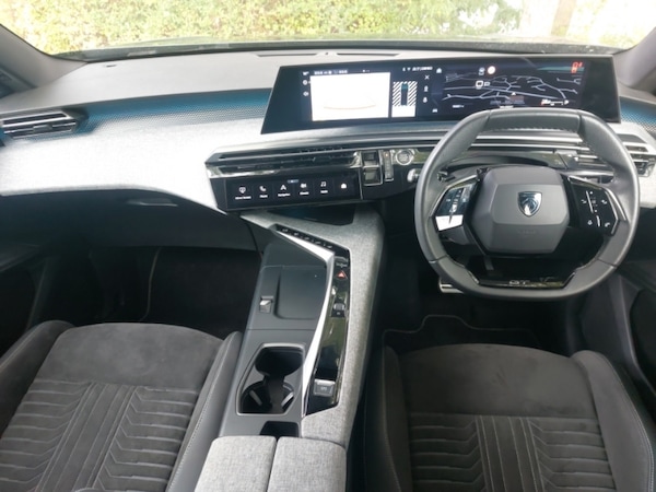 Used Peugeot 3008 2024 for sale - 76182924: Photo 2