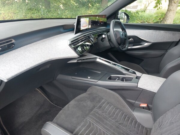 Used Peugeot 3008 2024 for sale - 76182924: Photo 5