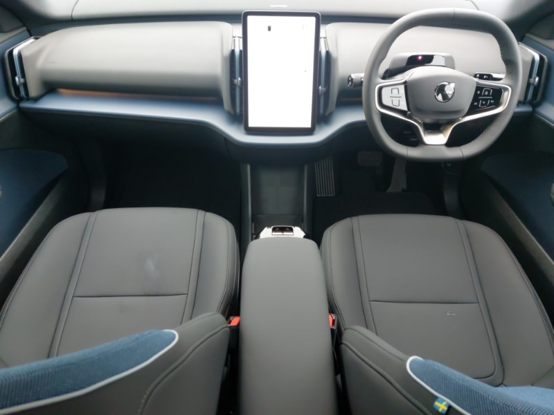 Used Volvo EX30 2025 for sale - 76378745: Photo 2