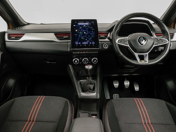 Used Renault Captur 2022 for sale - 76532860: Photo