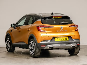 Used Renault Captur 2022 for sale - 76532860: Photo