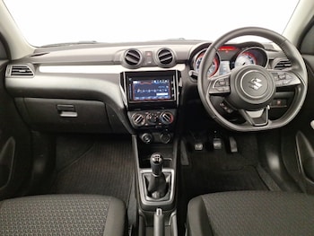 Used Suzuki Swift 2023 for sale - 78253793: Photo