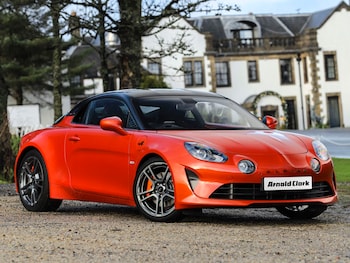 2022 - 1.8L Turbo 300 S 2dr DCT