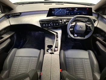 Used Peugeot 5008 2025 for sale - 78643134: Photo