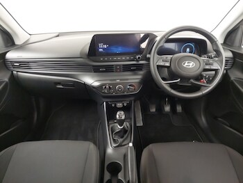 Used Hyundai i20 2024 for sale - 77339036: Photo
