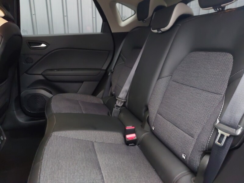 Used Renault Captur 2023 for sale - 77762108: Photo 6