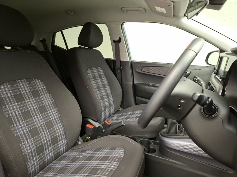 Used Hyundai i10 2023 for sale - 77956115: Photo 12