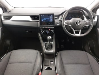 Used Renault Captur 2022 for sale - 77316319: Photo