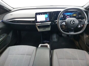 Used Renault Megane E Tech 2023 for sale - 77190068: Photo