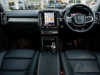 Used Volvo XC40 2024 for sale - 76833861: Photo