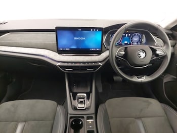 Used Skoda Octavia 2024 for sale - 76135494: Photo 2