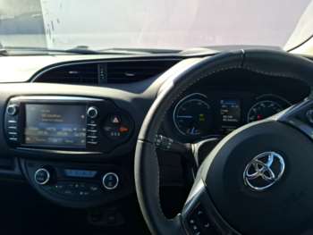 Used Toyota Yaris 2020 for sale - 75223884: Photo