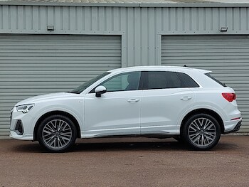 Used Audi Q3 2024 for sale - 77252802: Photo