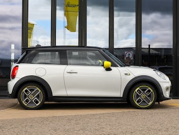 Used MINI Hatch 2020 for sale - 79549495: Photo