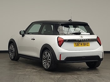 Used MINI Cooper 2024 for sale - 77312173: Photo