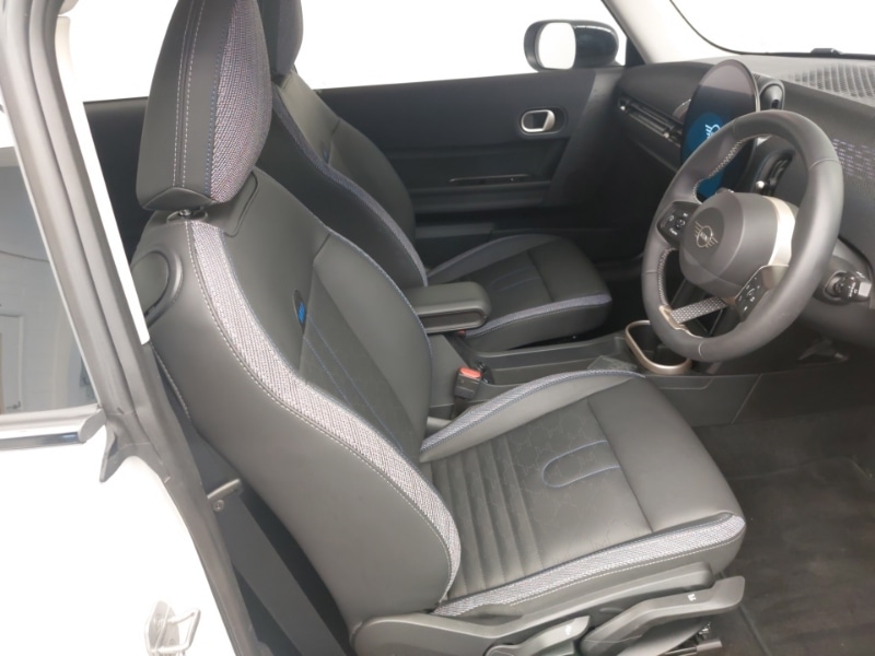 Used MINI Cooper 2024 for sale - 77312173: Photo 6