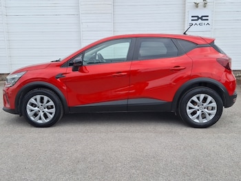 Used Renault Captur 2022 for sale - 78480626: Photo