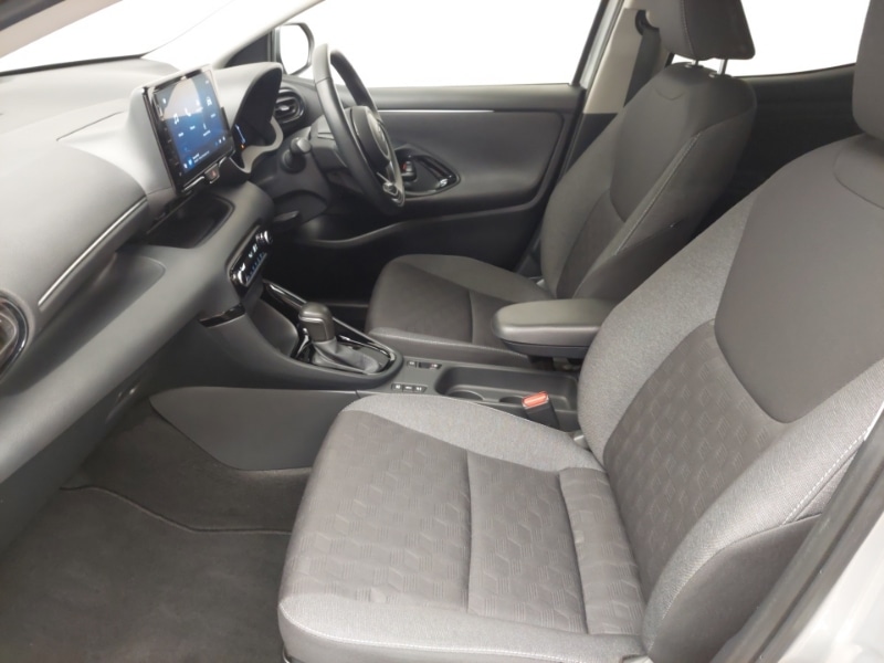 Used Toyota Yaris 2024 for sale - 77955466: Photo 5