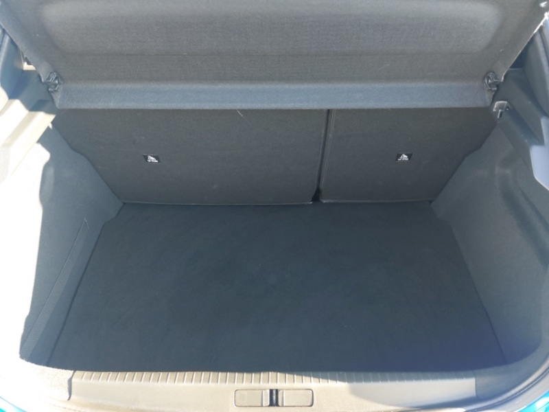 Used Peugeot 208 2023 for sale - 78146328: Photo 8