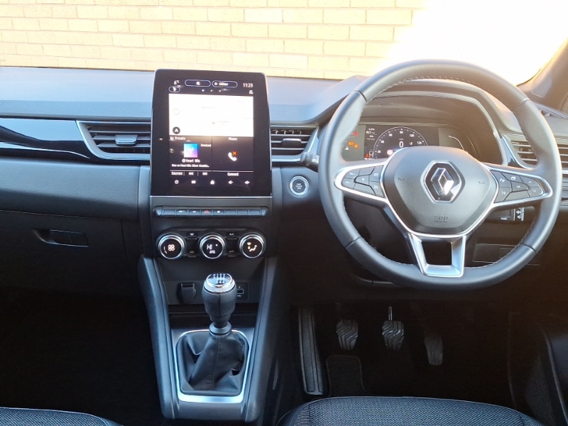 Used Renault Captur 2023 for sale - 77273555: Photo 2