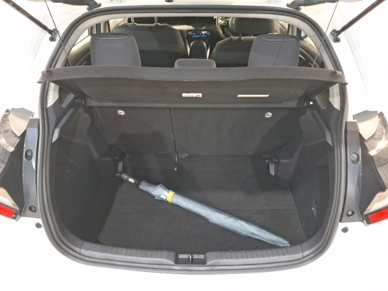 Used Toyota Yaris 2022 for sale - 76732187: Photo 8