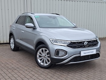 Used Volkswagen T-Roc 2025 for sale - 79100464: Photo