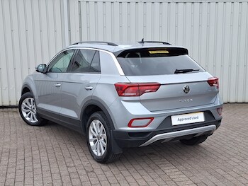 Used Volkswagen T-Roc 2025 for sale - 79100464: Photo
