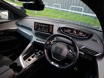 Used Peugeot 3008 2023 for sale - 76527532: Photo