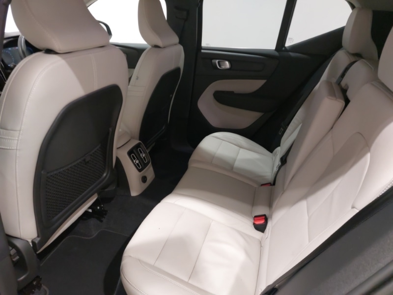 Used Volvo XC40 2022 for sale - 76532734: Photo 6