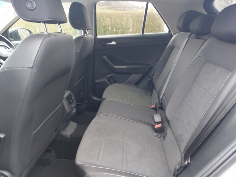 Used Volkswagen T-Roc 2023 for sale - 77596987: Photo 6