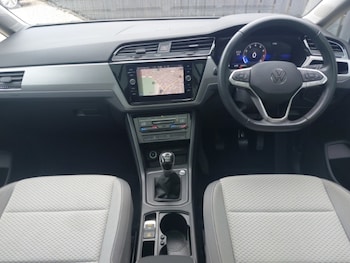 Used Volkswagen Touran 2023 for sale - 79528837: Photo