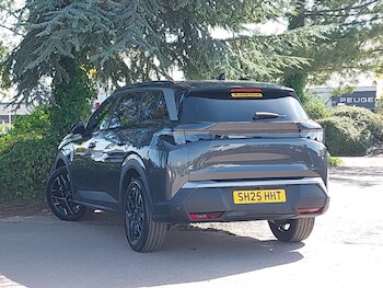 Used Peugeot 5008 2025 for sale - 76483680: Photo