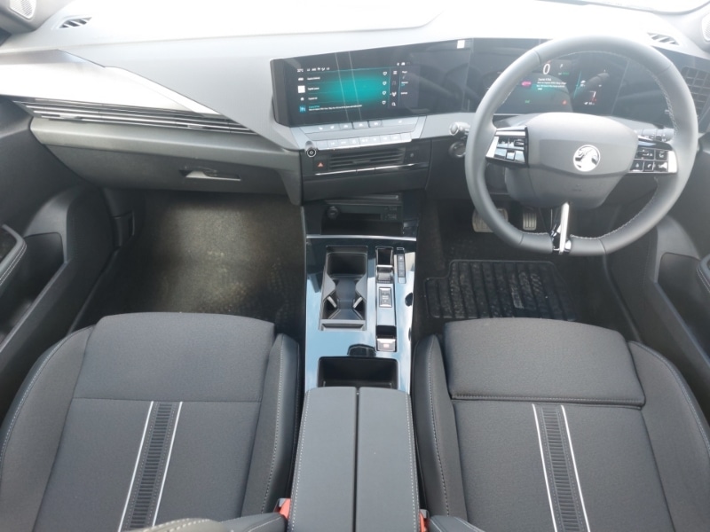 Used Vauxhall Astra 2025 for sale - 76483457: Photo 2